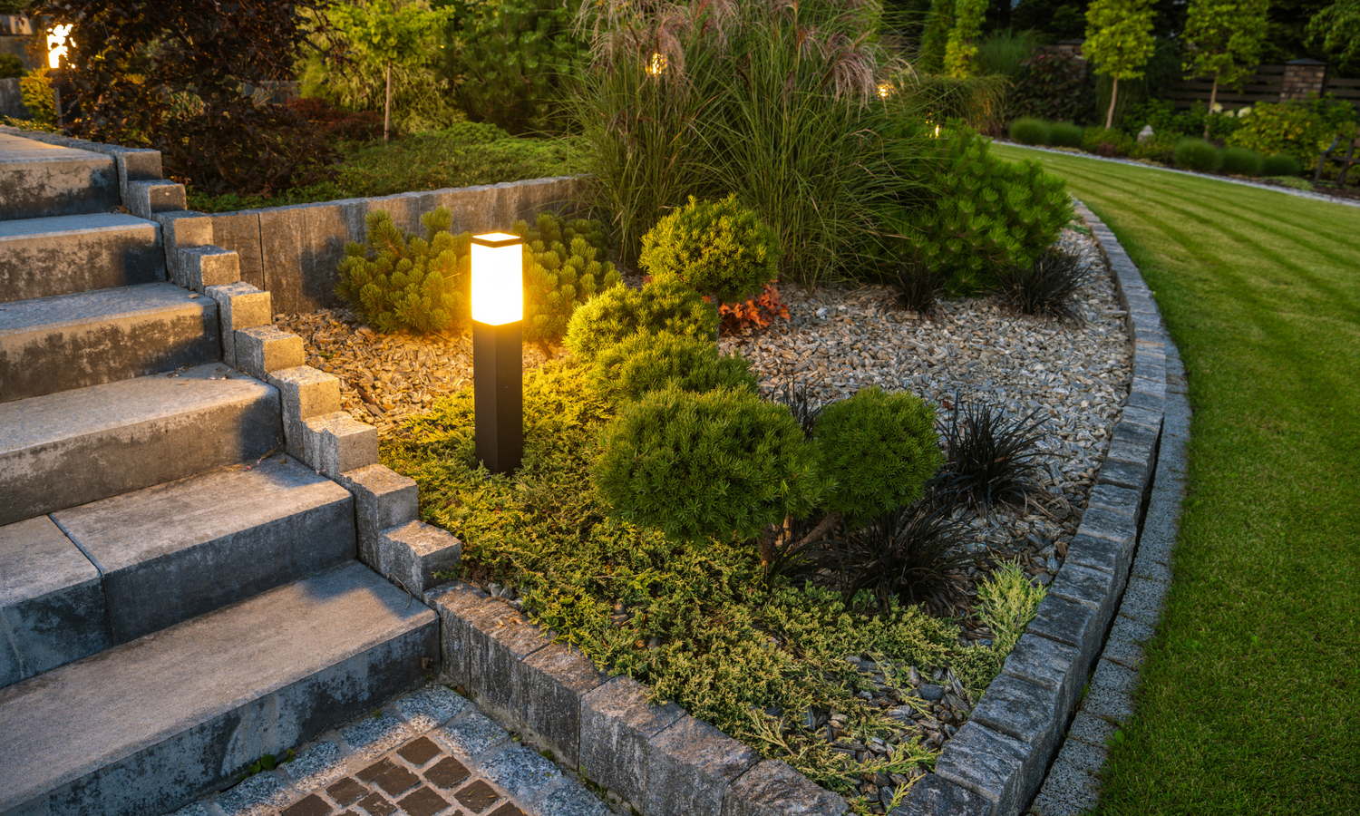 Landscaping Pic 64_png (1) https://staging6.advizee.ca/wp-content/uploads/2024/12/Landscaping-Pic-64_png-1.png